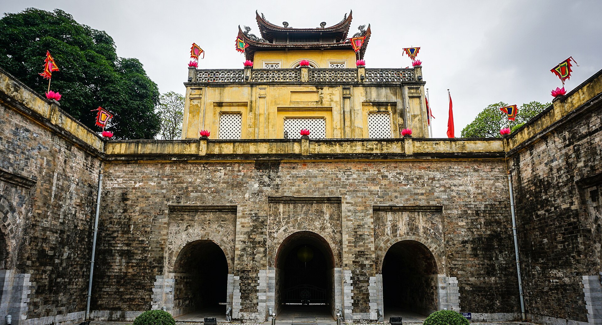 Central Sector of the Imperial Citadel of Thang Long – Hanoi / 升龙皇城中心区
